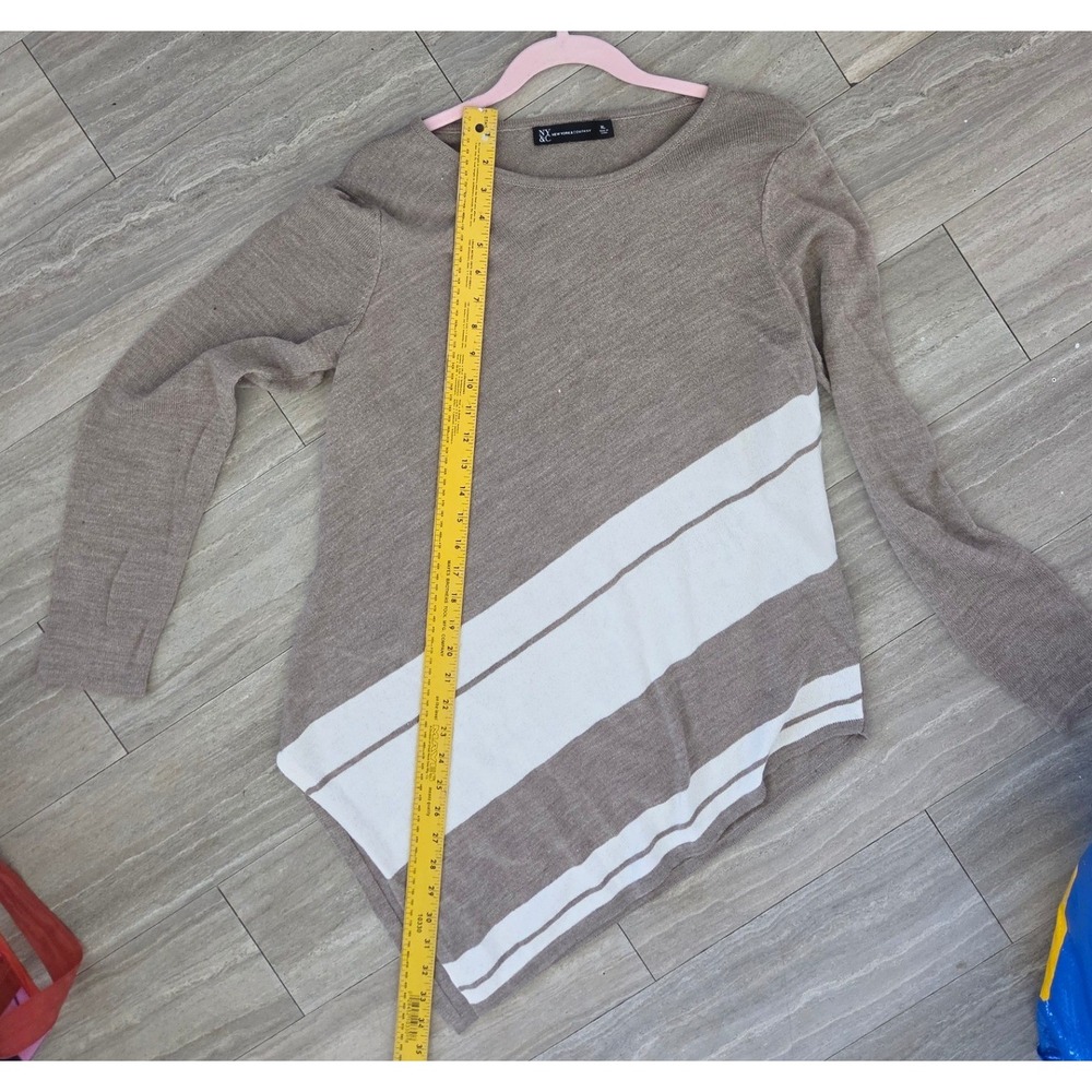 New York & Company Womens XL Taupe Brown Striped Asymmetrical Sharkbite Sweater - Picture 4 of 5